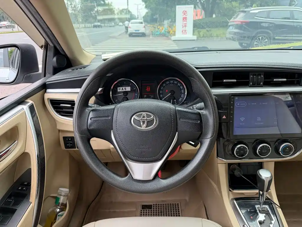 Toyota Corolla — миниатюра 14