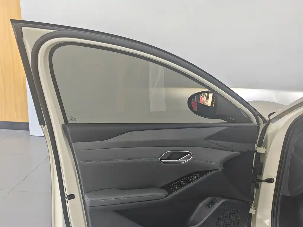 BYD Qin L — миниатюра 15