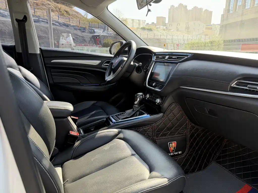 Roewe RX3 — миниатюра 13