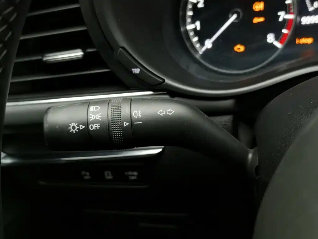 Mazda 3 Axela — миниатюра 21