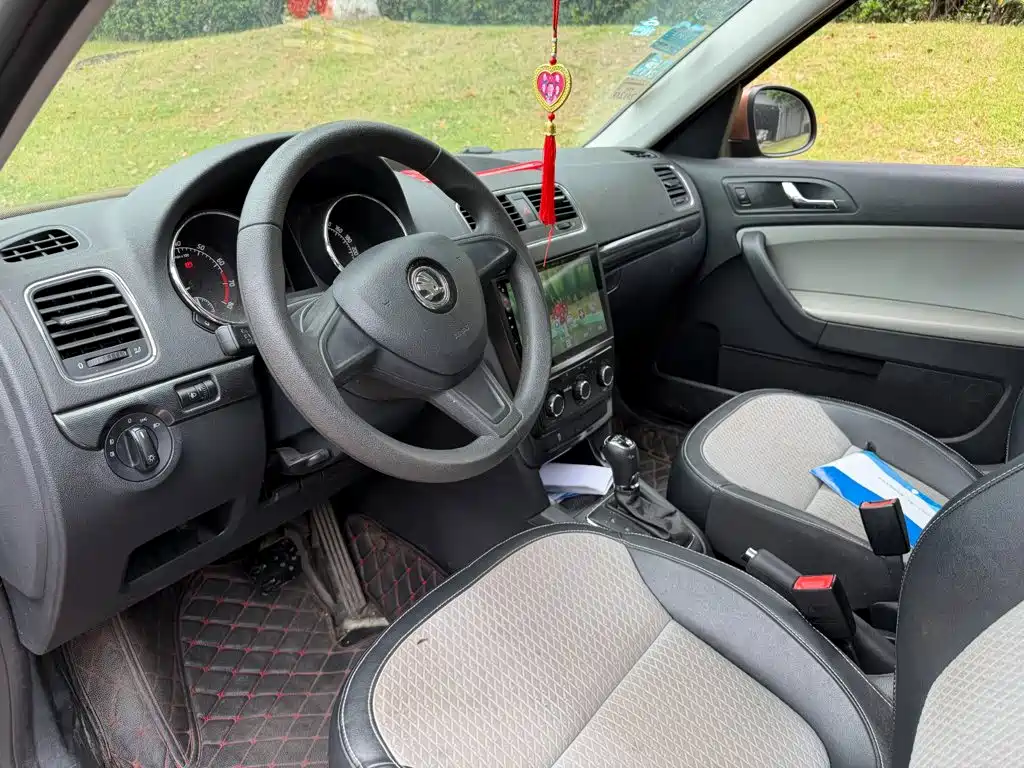 Skoda Yeti — миниатюра 7