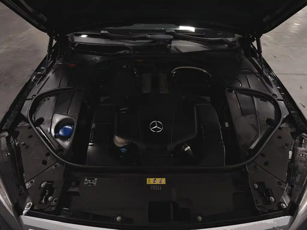 Mercedes-Benz S-Class — миниатюра 6