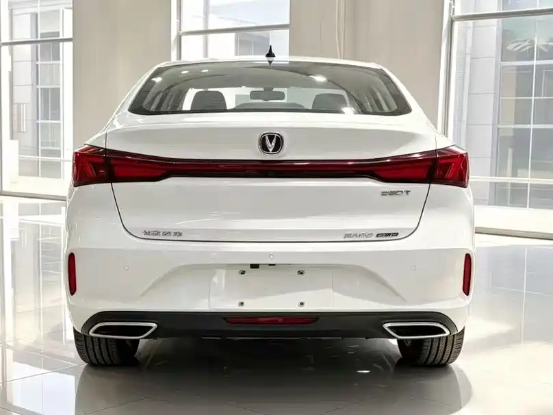Changan Eado — миниатюра 8