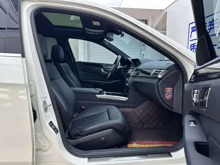 Mercedes-Benz E-Class — миниатюра 30