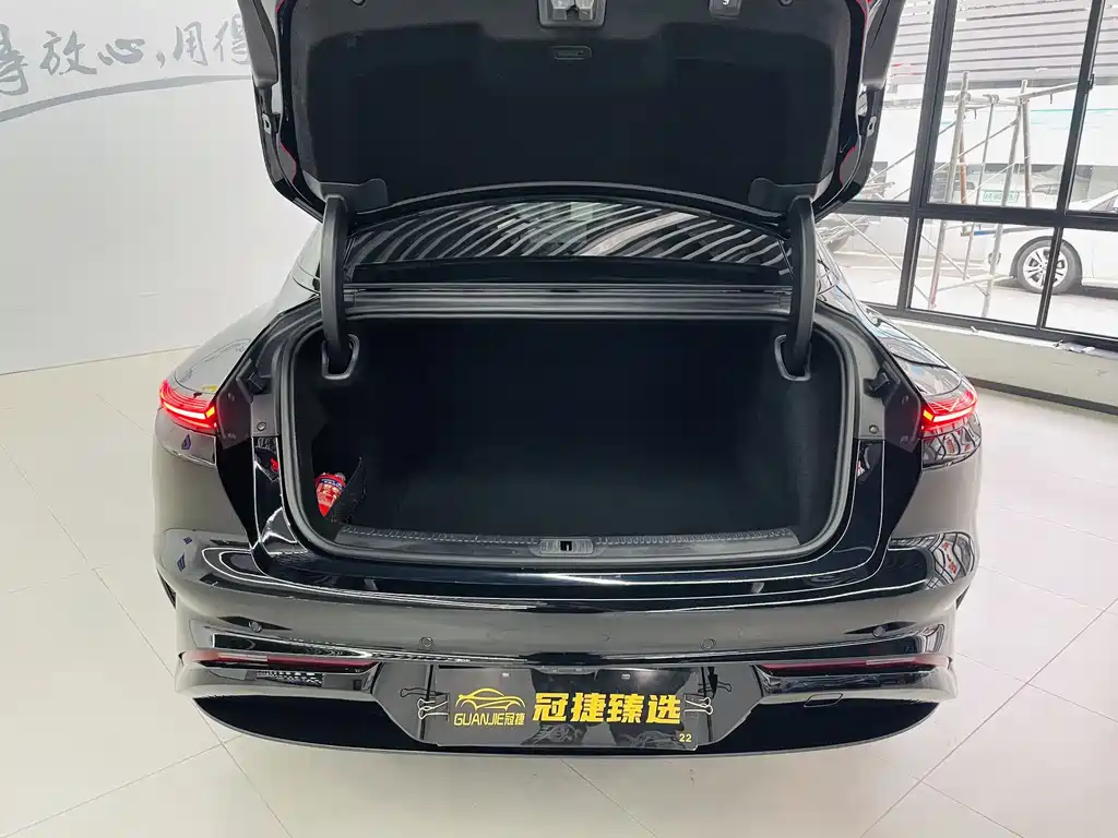 ZHIJI AUTOMOBILE ZHIJI L7