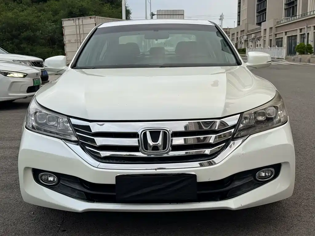 Honda Accord — миниатюра 2