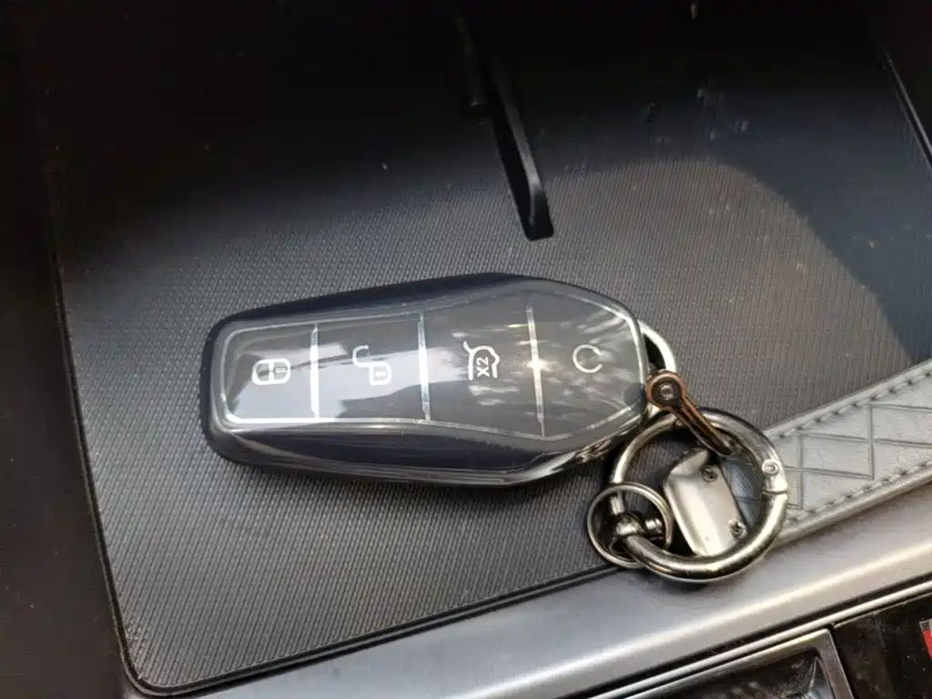 BYD PLUS New Energy — миниатюра 9