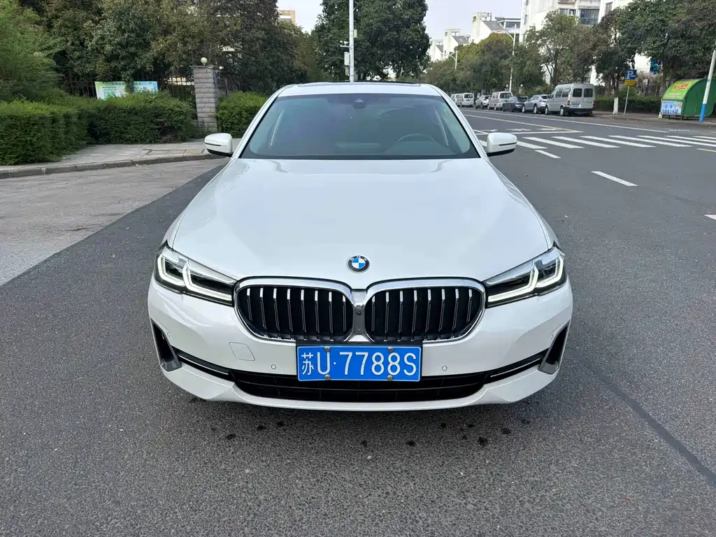 BMW 5 Series 2023