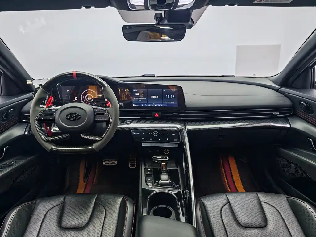 Hyundai Elantra — миниатюра 15