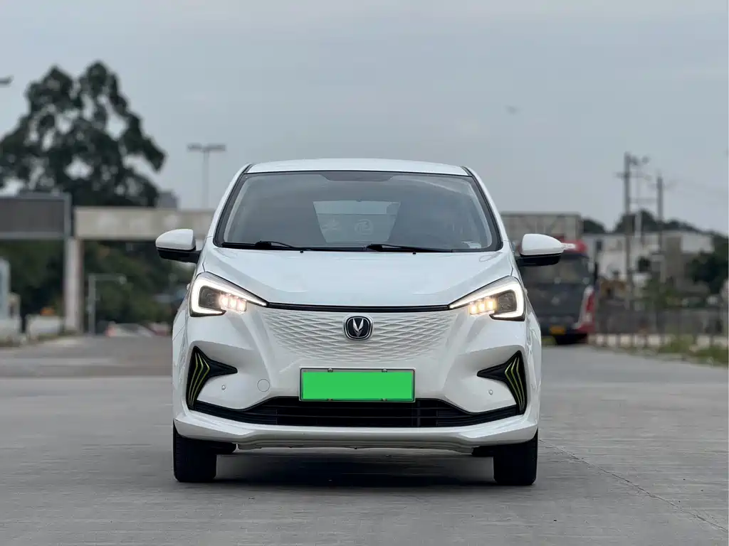 Changan Benben E-Star — миниатюра 3