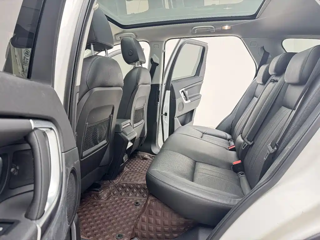 Land Rover Discovery Sport — миниатюра 5