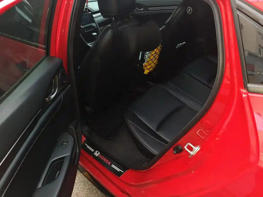 Honda Civic 2021 — фото 11