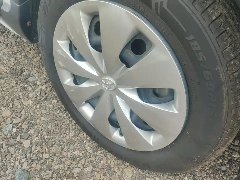 Toyota Yaris L — миниатюра 6
