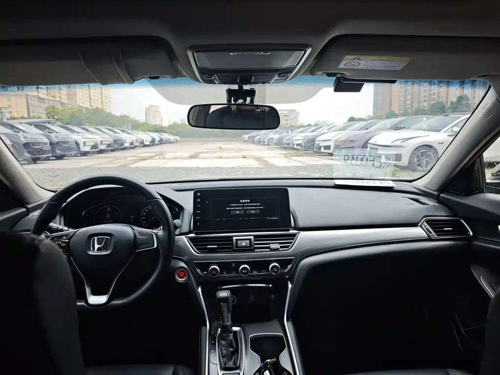 Honda Accord — миниатюра 5