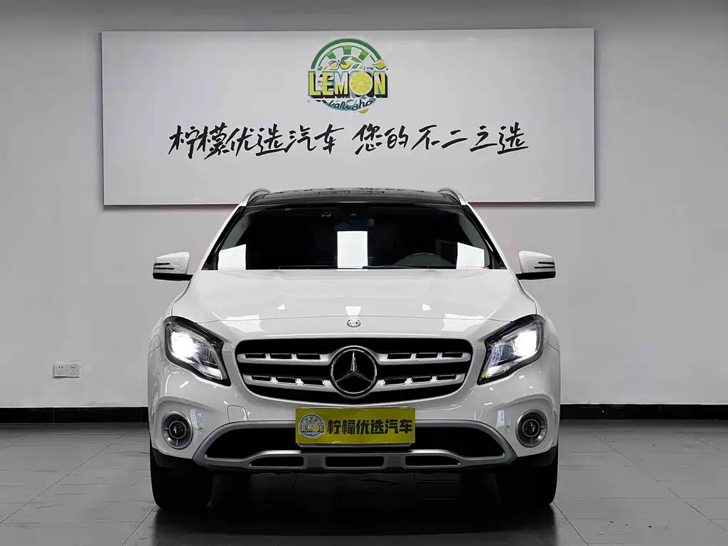 Mercedes-Benz GLA 2017 GLA 220 4MATIC Fashion