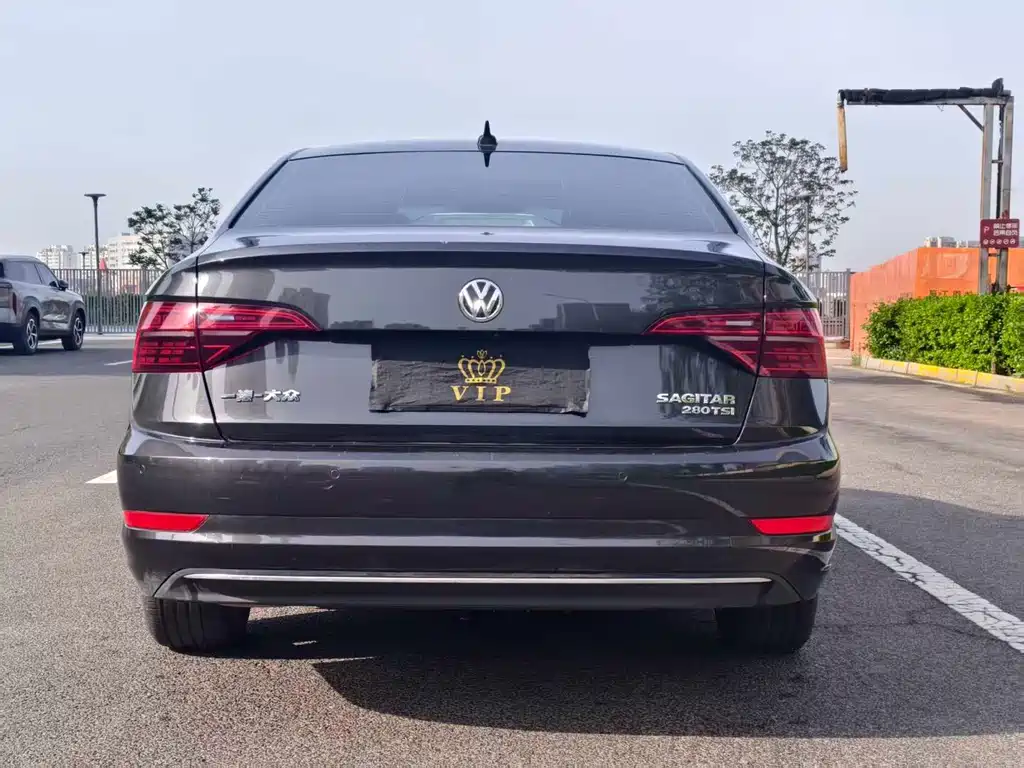 Volkswagen Sagitar — миниатюра 9