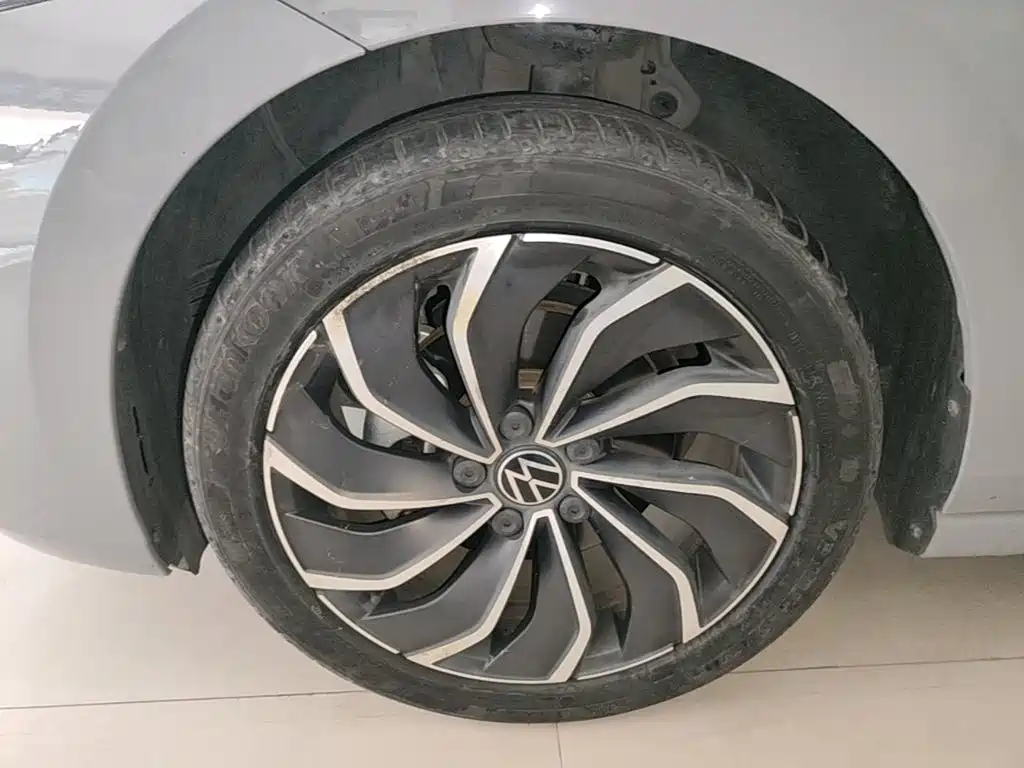 Volkswagen Golf — миниатюра 23