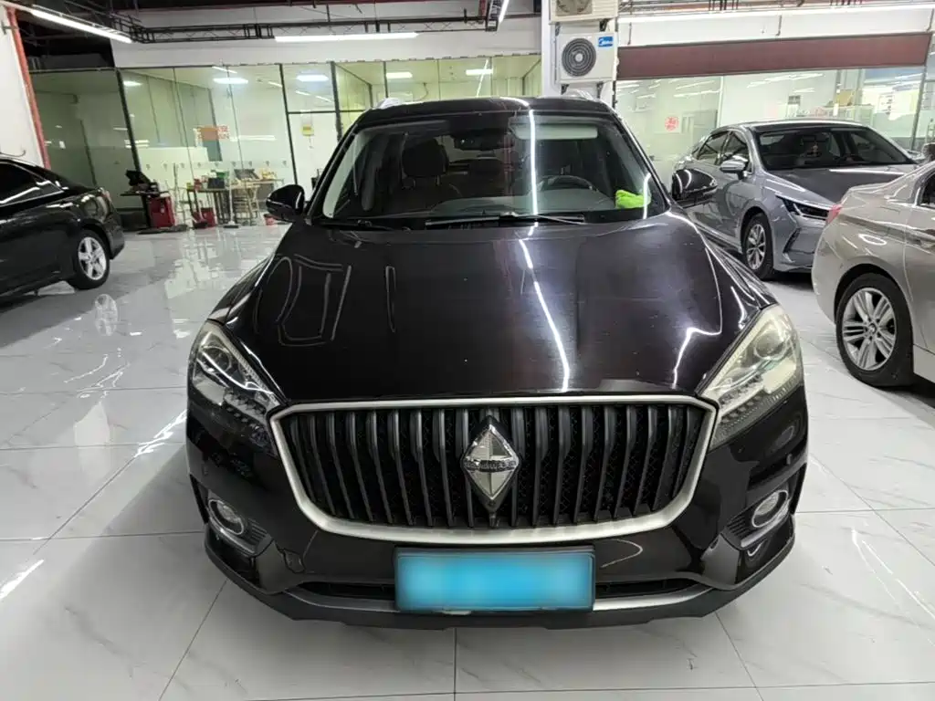 Borgward BX7 — миниатюра 3