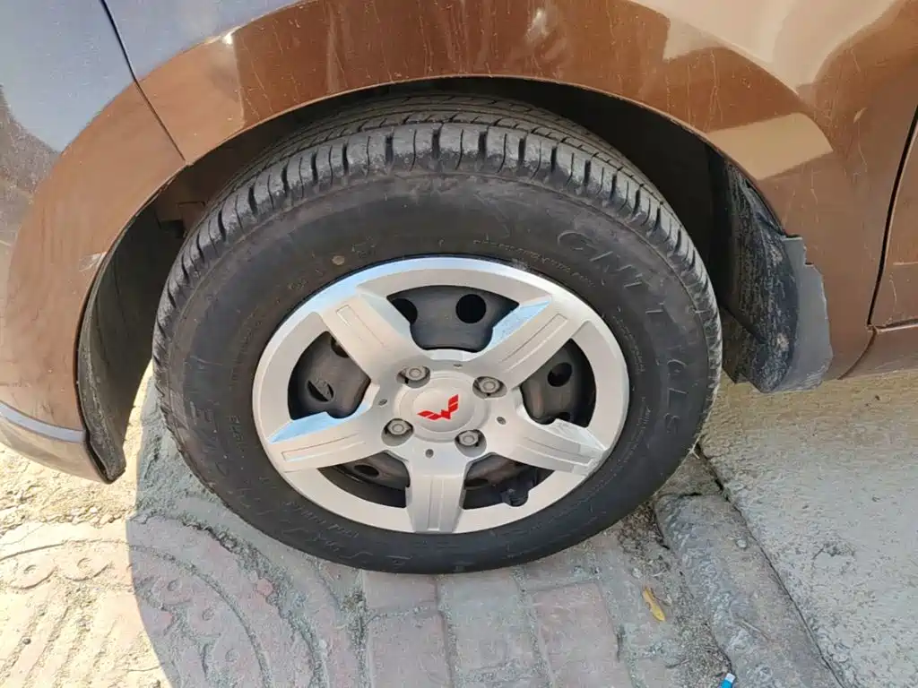 Wuling Hongguang — миниатюра 23