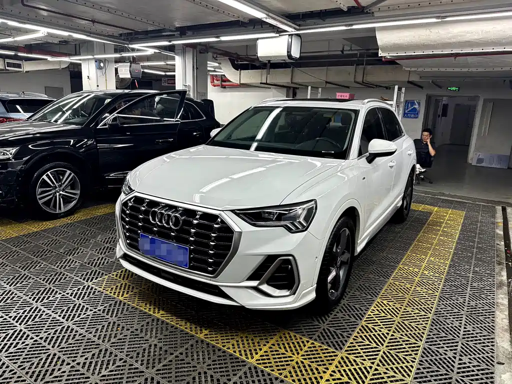 Audi Q3 2022 35 TFSI Fashion Dynamic Type
