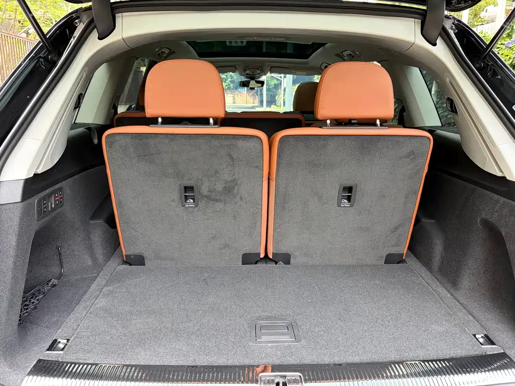 Audi Q7 2025 55 TFSI quattro S line Luxury