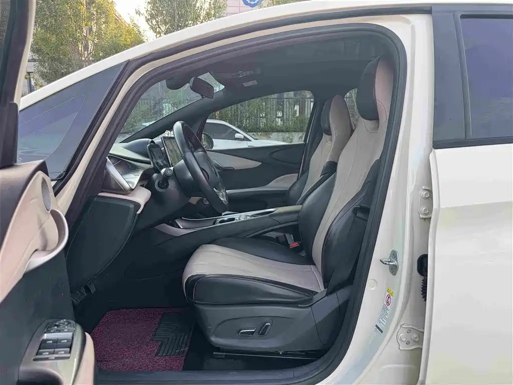 BYD Dolphin — миниатюра 14
