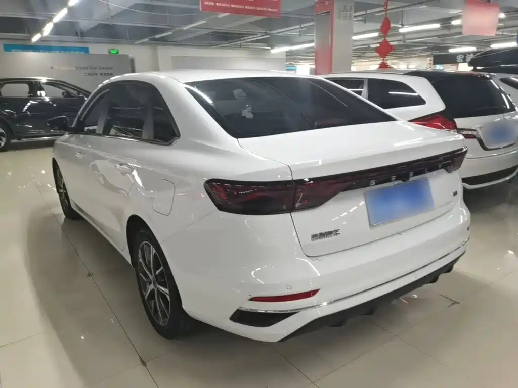 Geely Emgrand — миниатюра 5