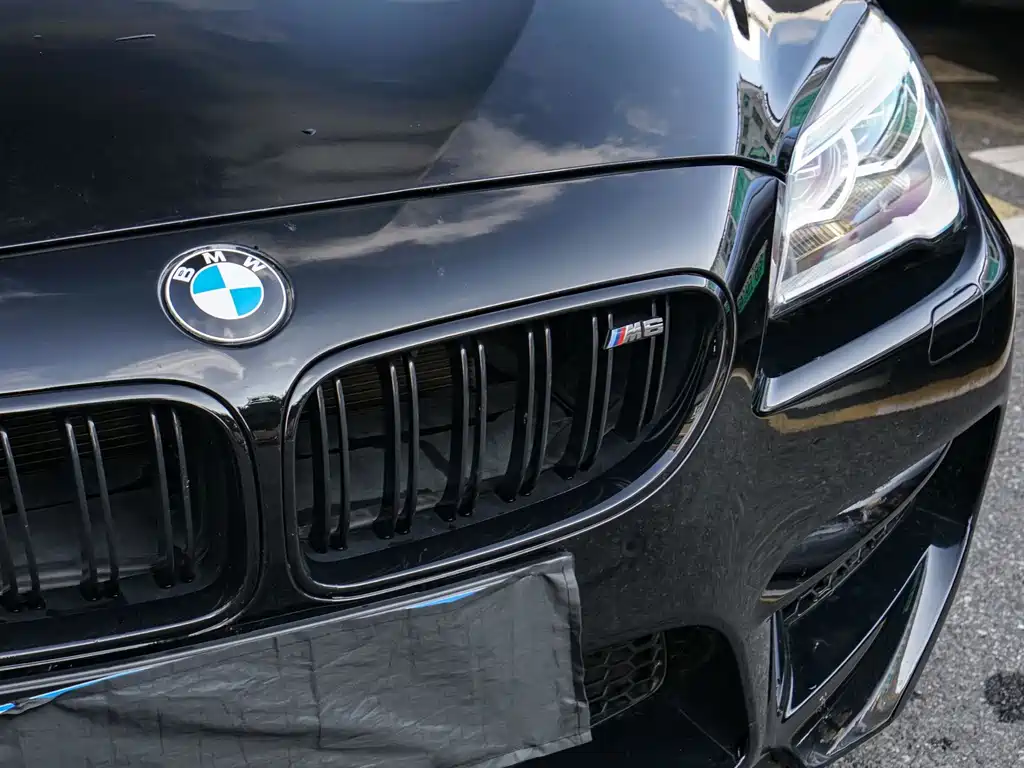 BMW M6 — миниатюра 3