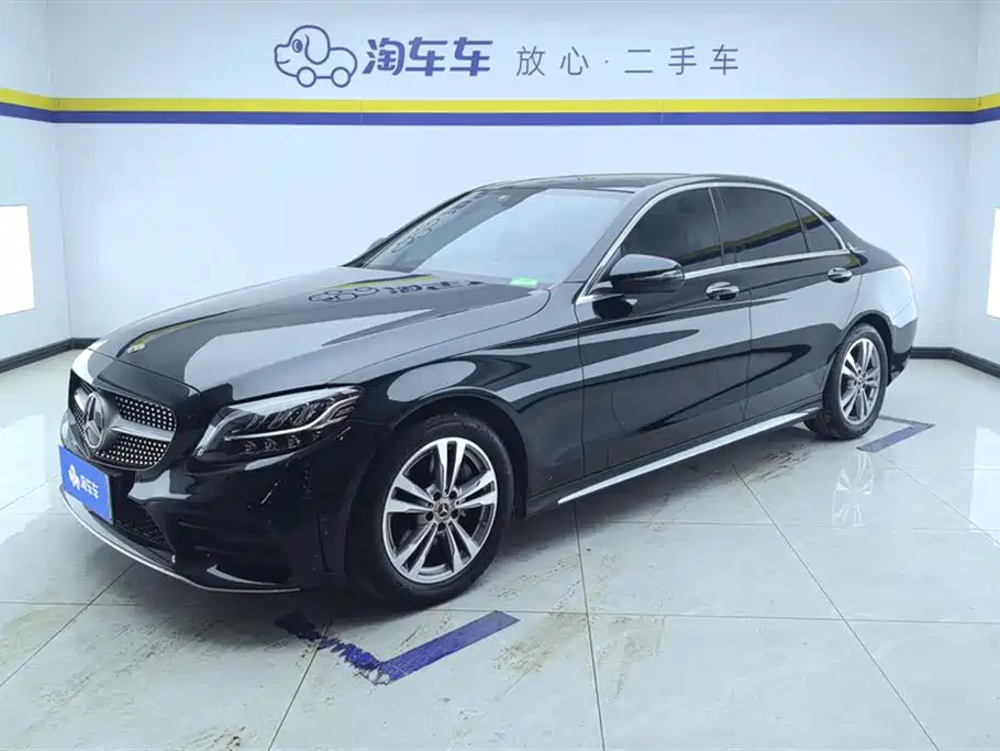 Mercedes-Benz C-Class 2021