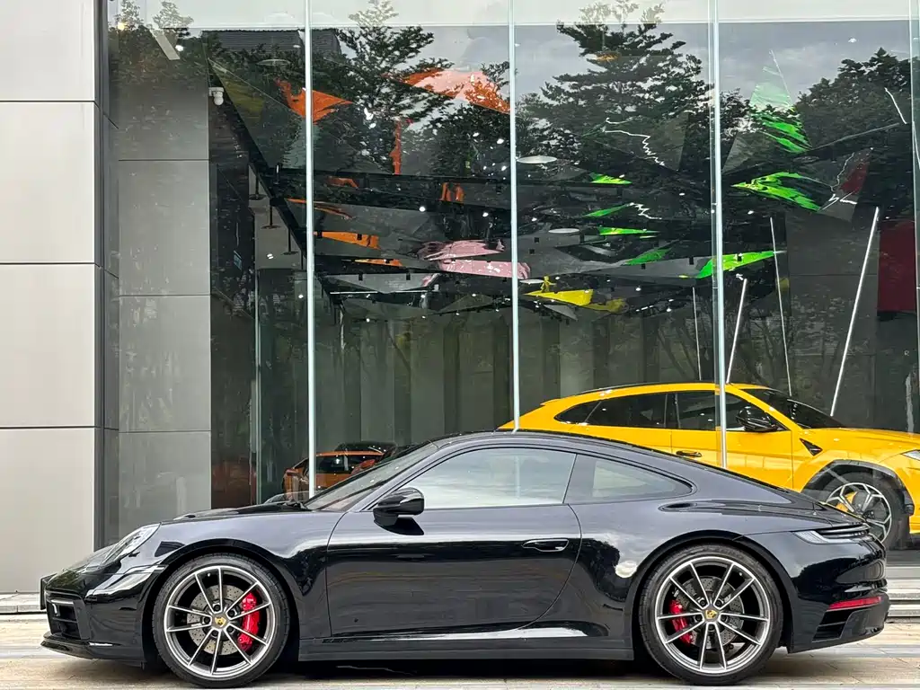 Porsche 911 2022 Carrera 3.0T