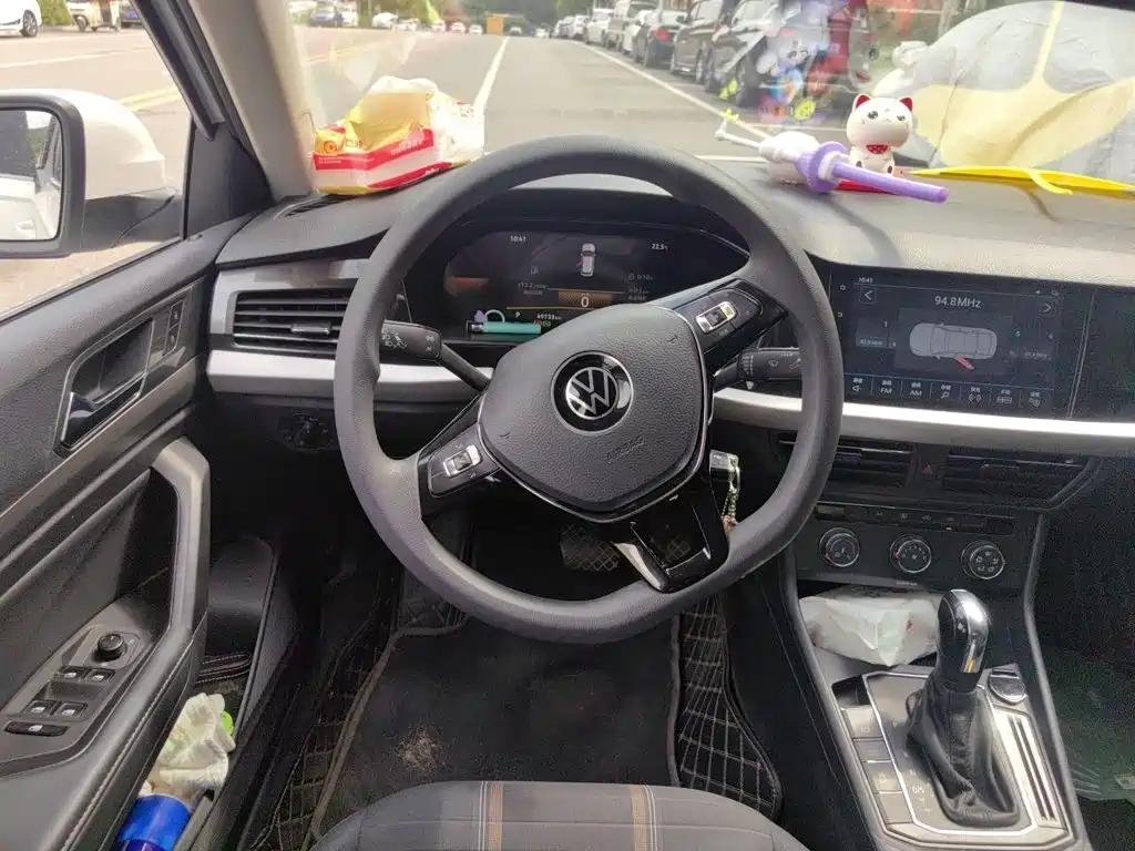 Volkswagen Lavida — миниатюра 6