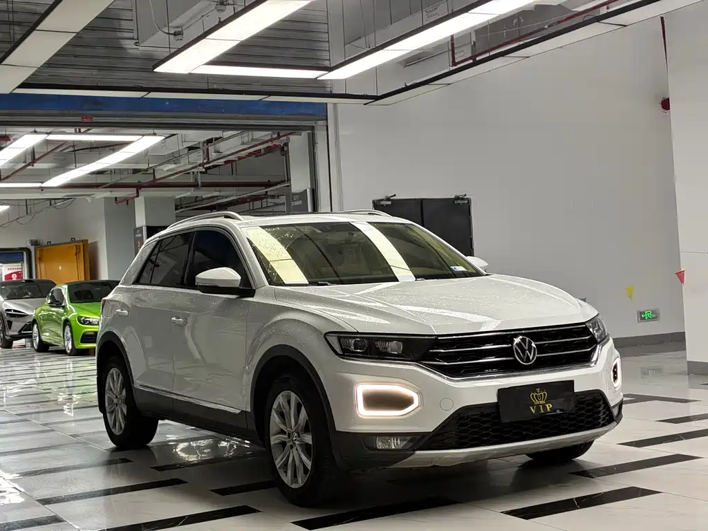 Volkswagen T-Roc 2021 280TSI DSG Luxury Smart Connect