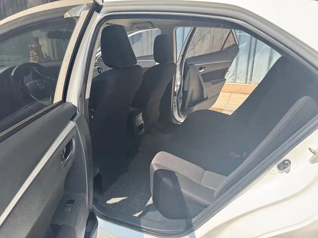 Toyota Corolla — миниатюра 8