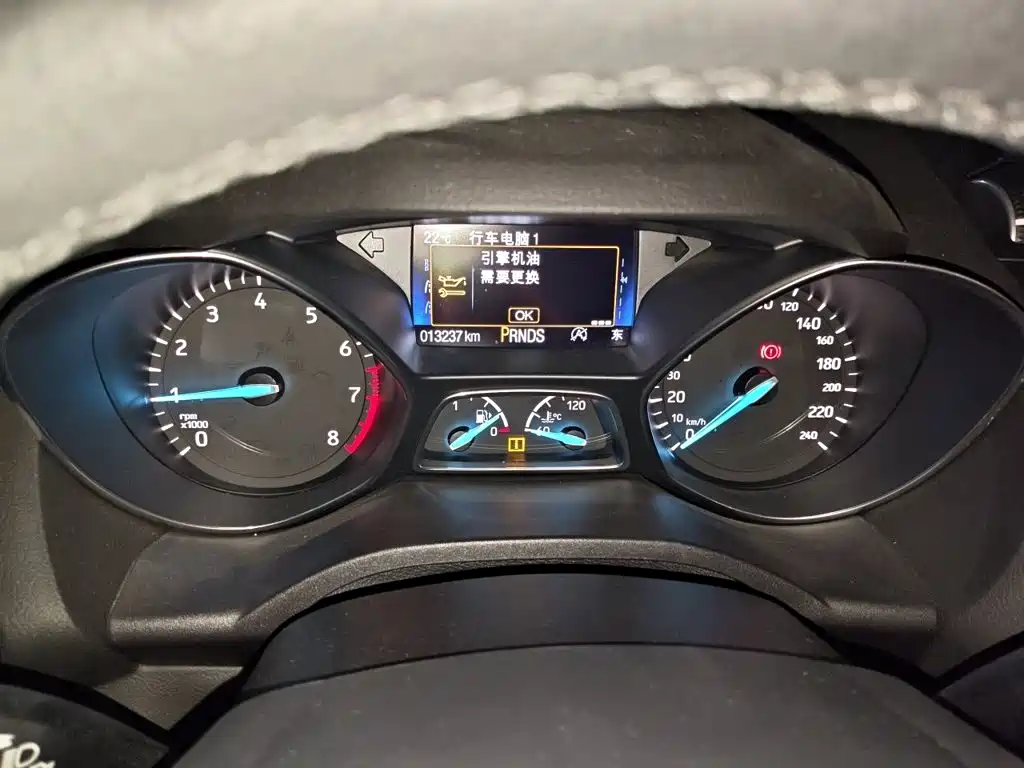 Ford Kuga — миниатюра 7