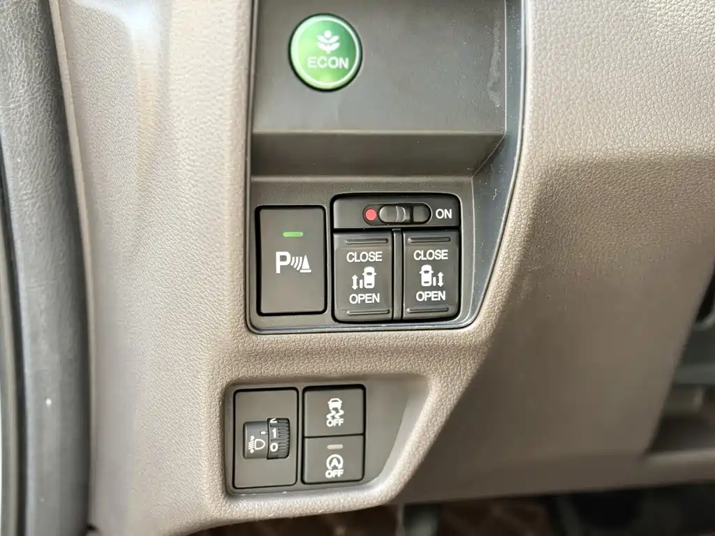 Honda Odyssey — миниатюра 12