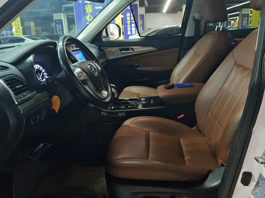 Changan CS95 — миниатюра 9