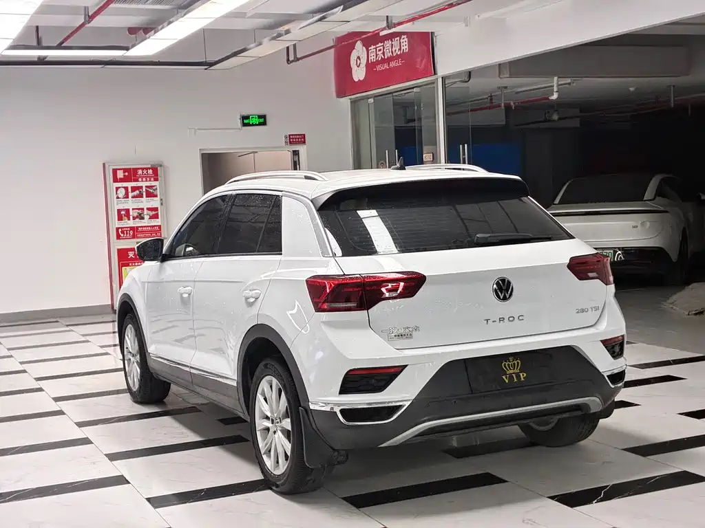 Volkswagen T-Roc 2021 280TSI DSG Luxury Smart Connect