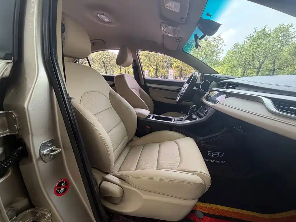 Geely Emgrand — миниатюра 14