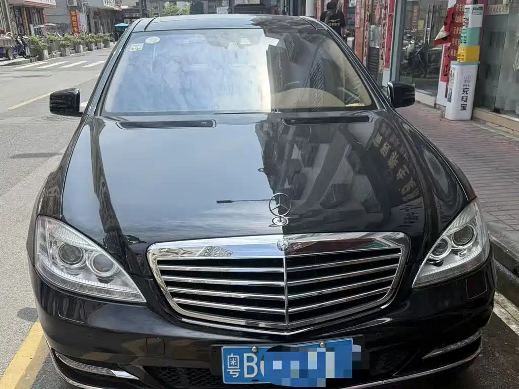 Mercedes-Benz S-Class — миниатюра 2
