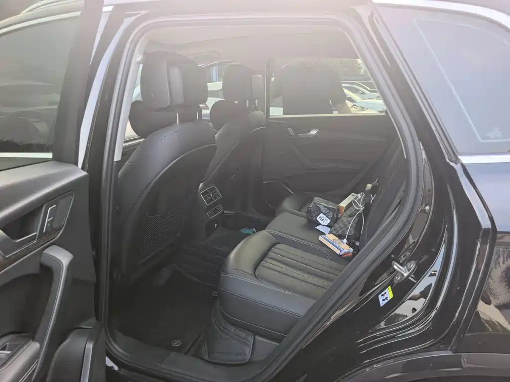Audi Q5L — миниатюра 5