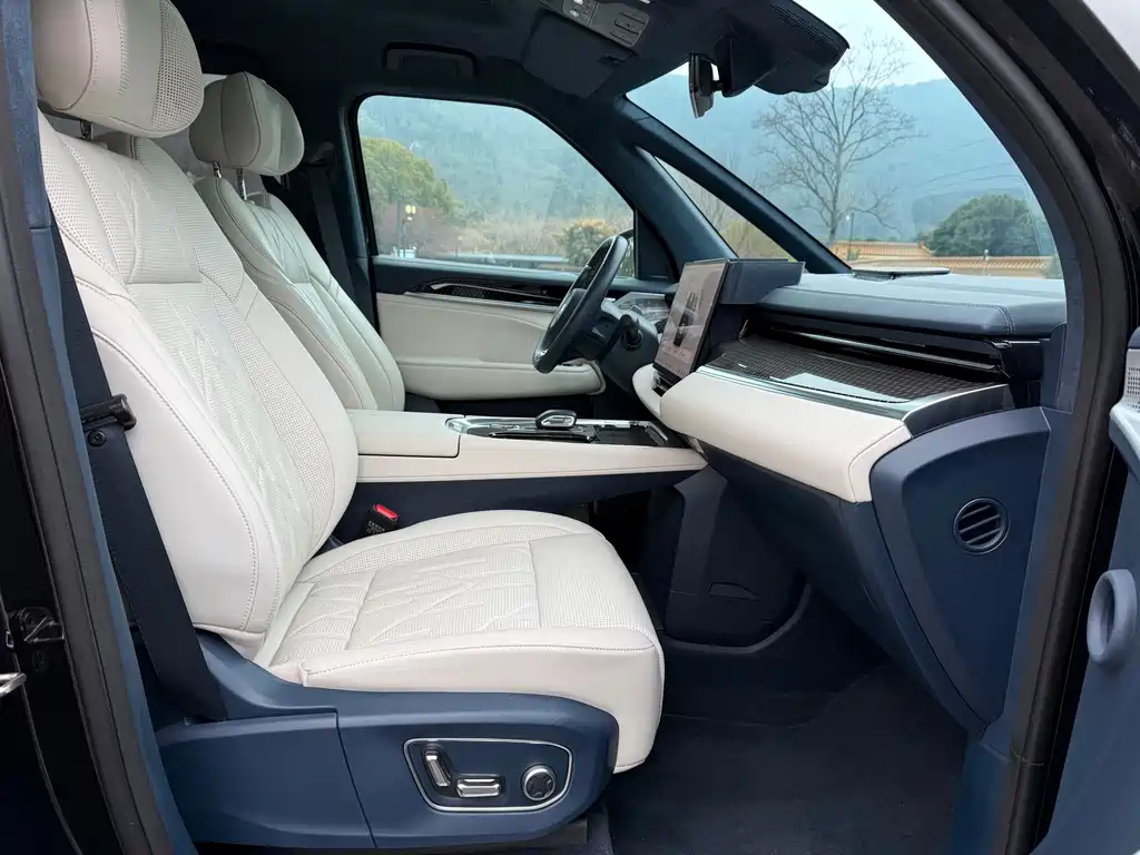 ZEEKR EXTREME KRYPTON 009