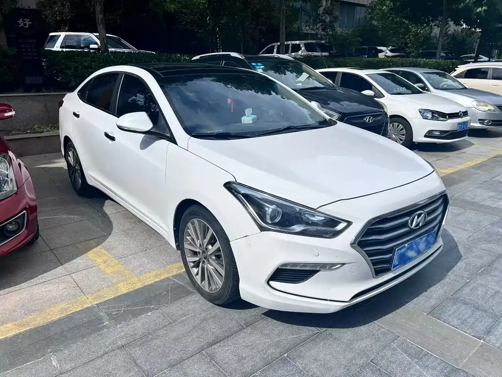 Hyundai Mistra — миниатюра 3
