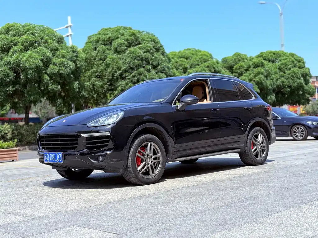 Porsche Cayenne 2016