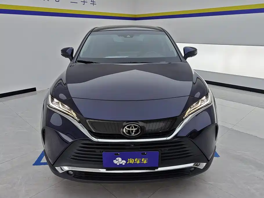 Toyota Harrier — миниатюра 2
