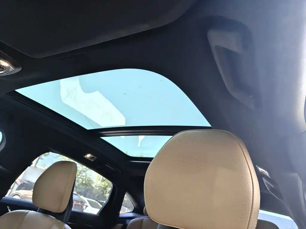 Volvo S90 — миниатюра 5