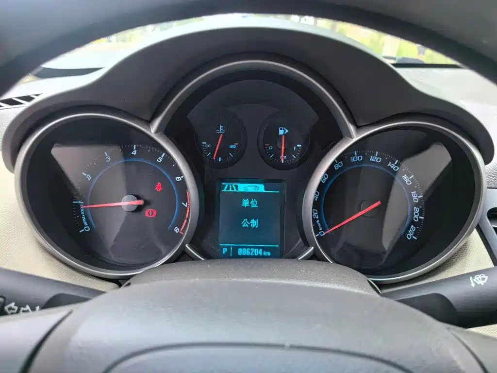 Chevrolet Cruze — миниатюра 15