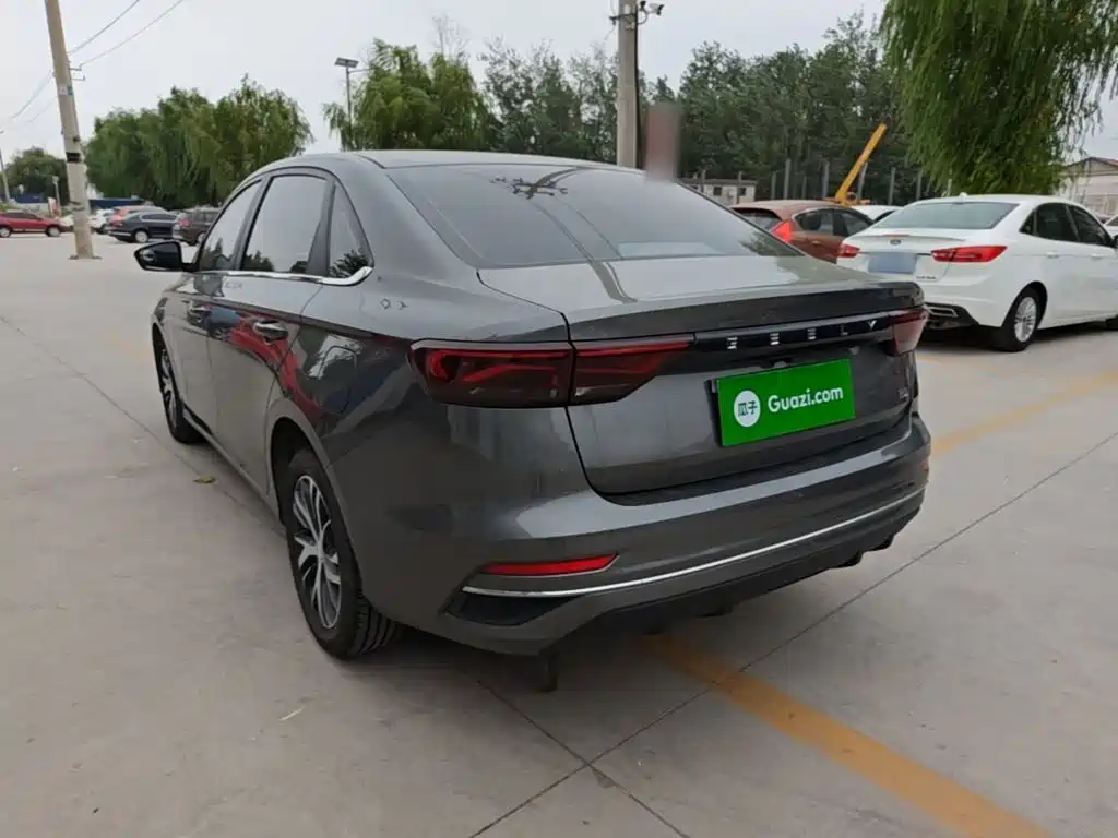 Geely Emgrand — миниатюра 5