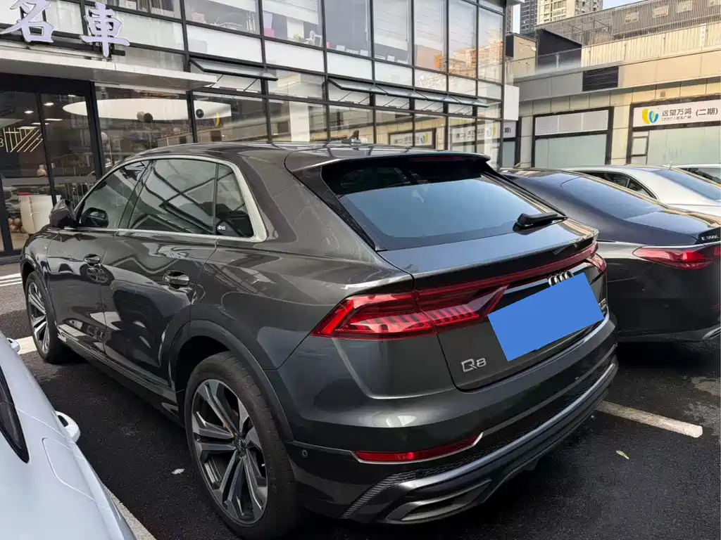 Audi Q8 — миниатюра 12