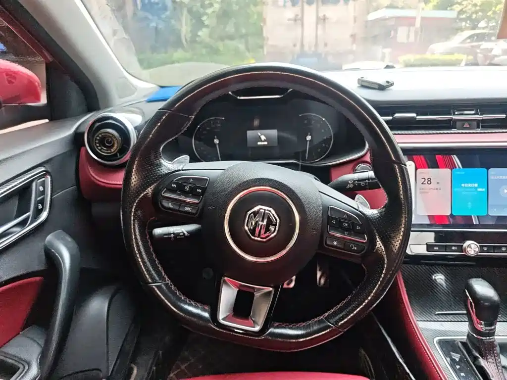 MG MG6 — миниатюра 3