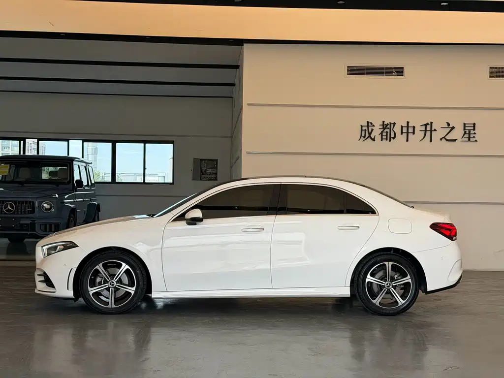 Mercedes-Benz A-Class — миниатюра 4